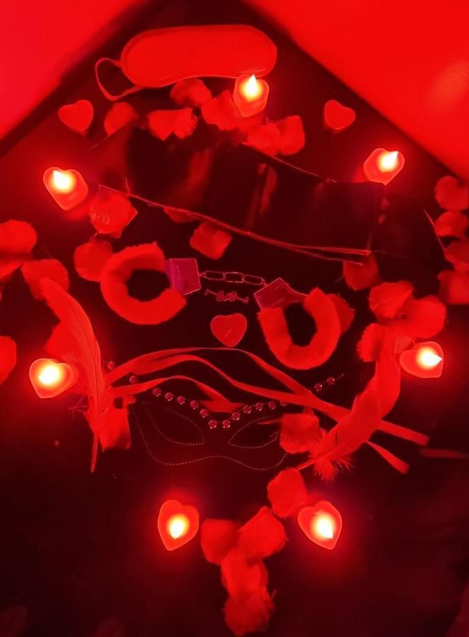 Love Room Sexy Love Cosy Lib Proche Centre Gare A Pied Ольне-су-Буа Экстерьер фото
